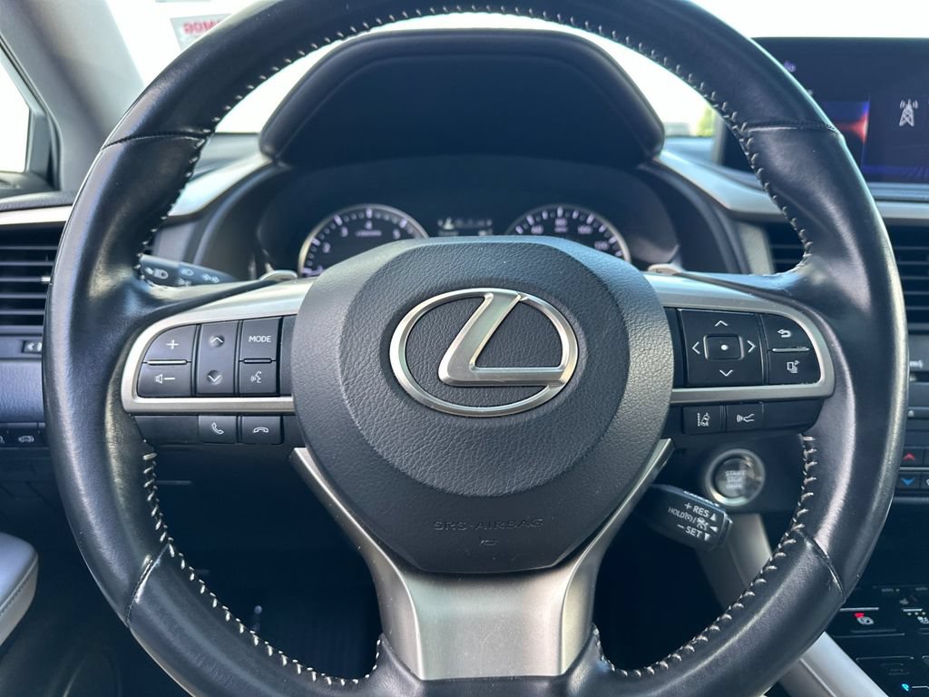 Used 2020 Lexus RX 350L Premium w/ Premium Package AWD/4WD image 24