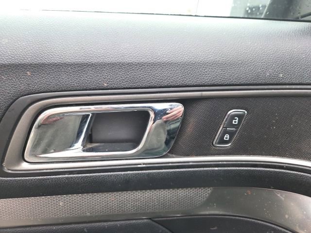 Used 2019 Ford Explorer XLT w/ Equipment Group 202A image 21