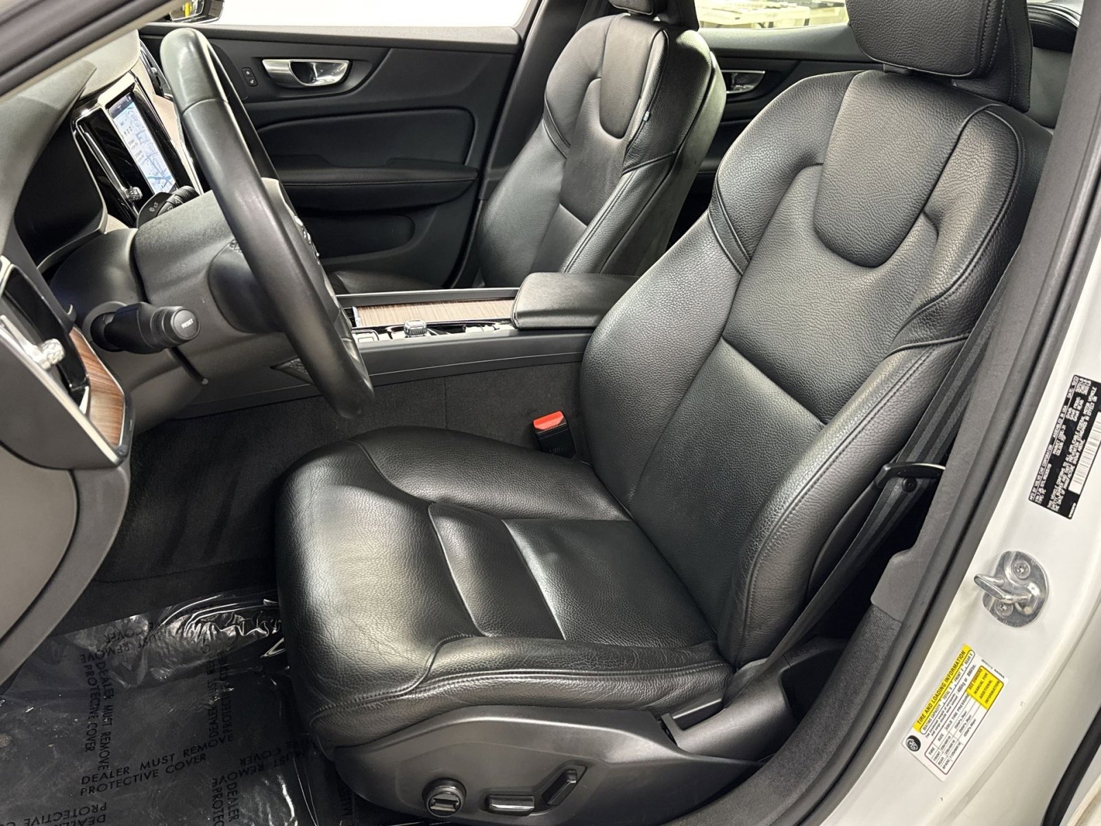Used 2024 Volvo S60 B5 Plus AWD/4WD image 4