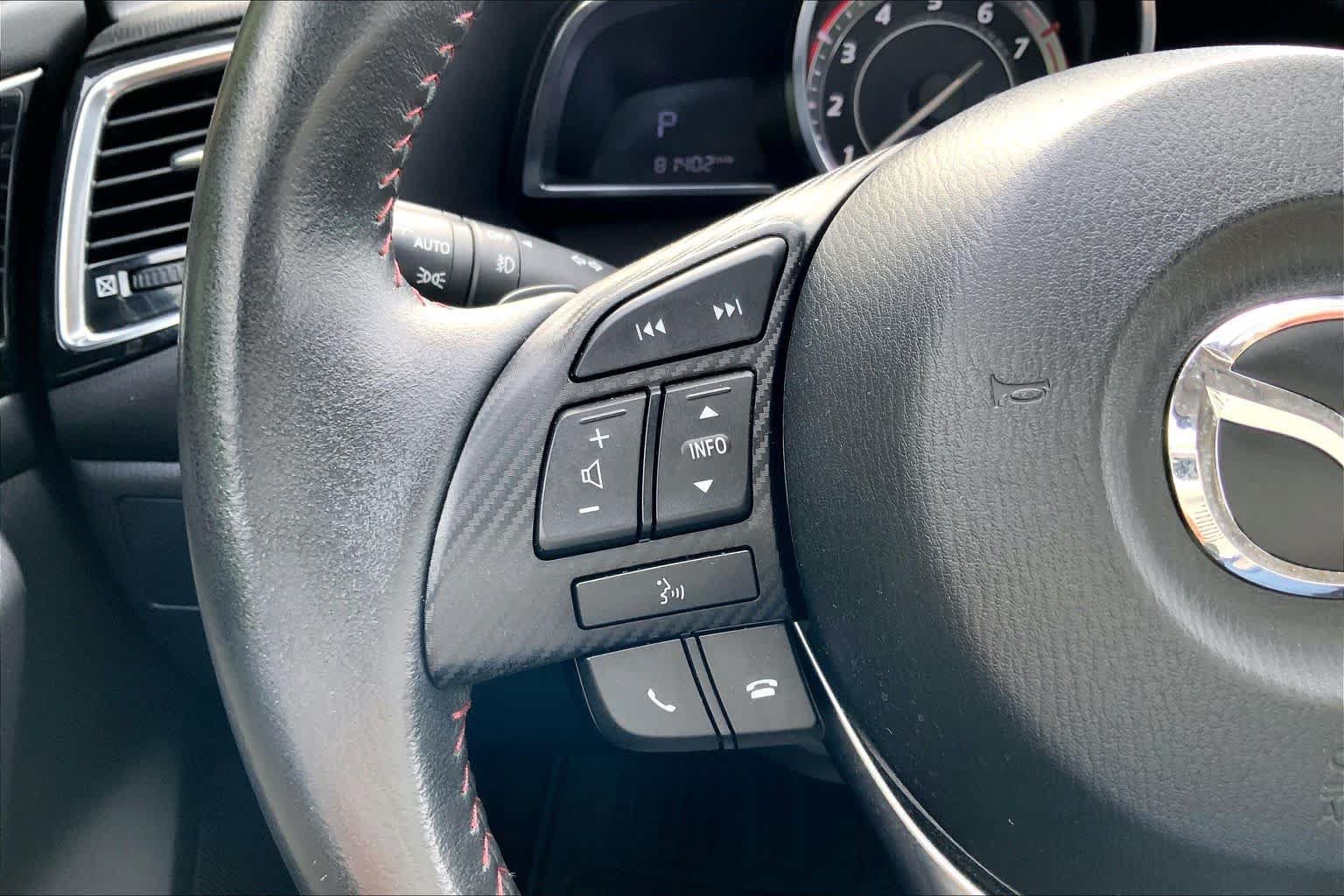 Used 2014 MAZDA MAZDA3 s Grand Touring w/ Technology Package FWD image 24