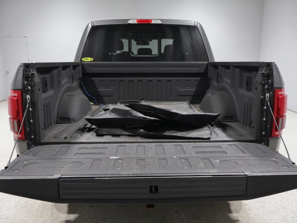 Used 2015 Ford F150 Lariat w/ Equipment Group 502A Luxury AWD/4WD image 4