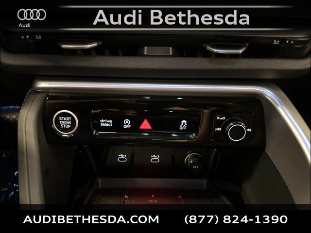 Certified 2025 Audi Q5 Premium AWD/4WD image 24