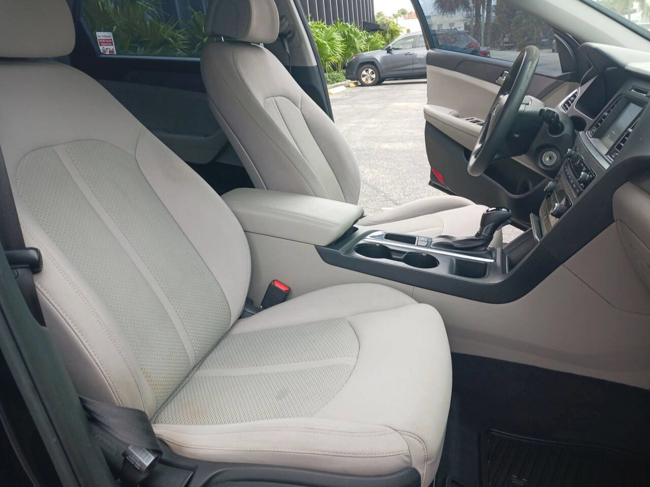 Used 2016 Hyundai Sonata SE FWD image 20