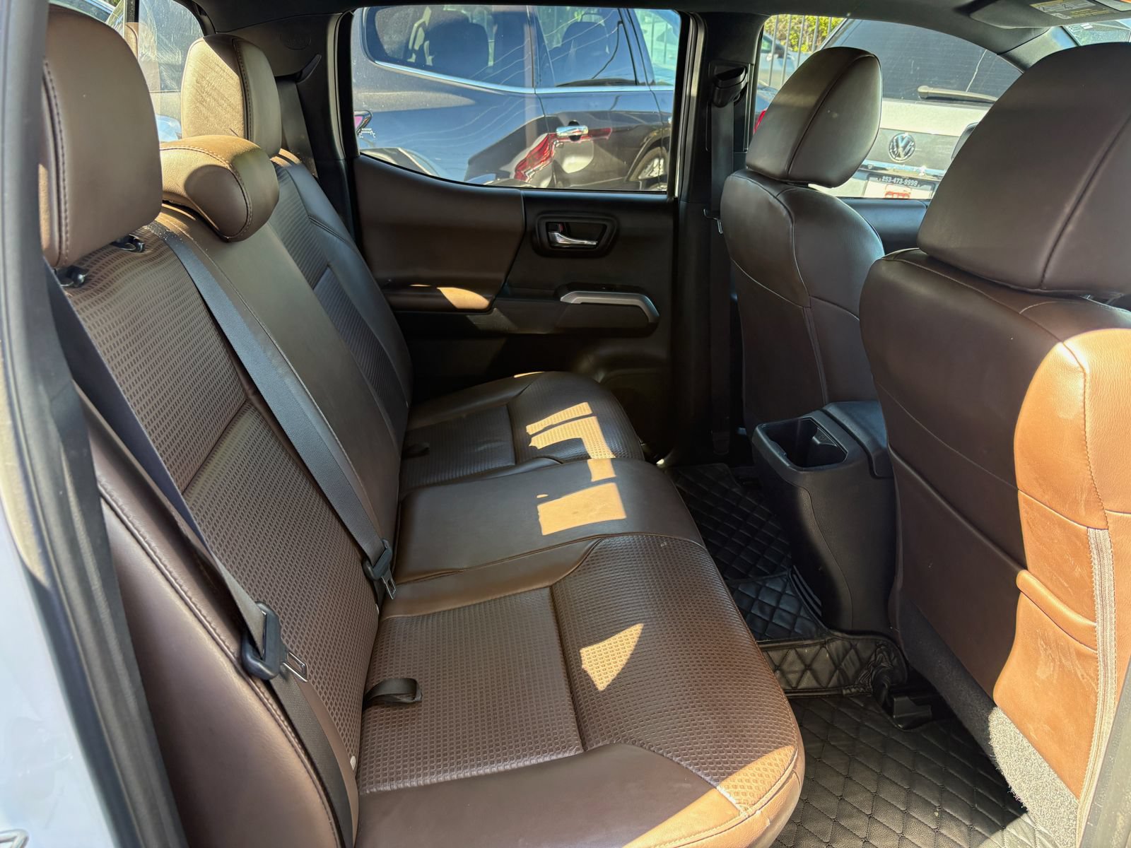 Used 2019 Toyota Tacoma Limited AWD/4WD image 22