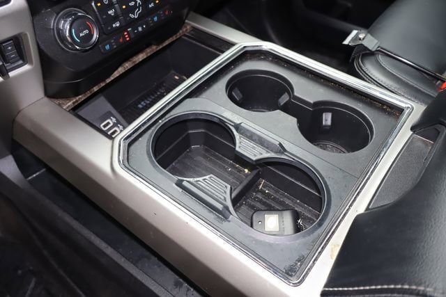 Used 2017 Ford F250 Lariat w/ Chrome Package AWD/4WD image 25