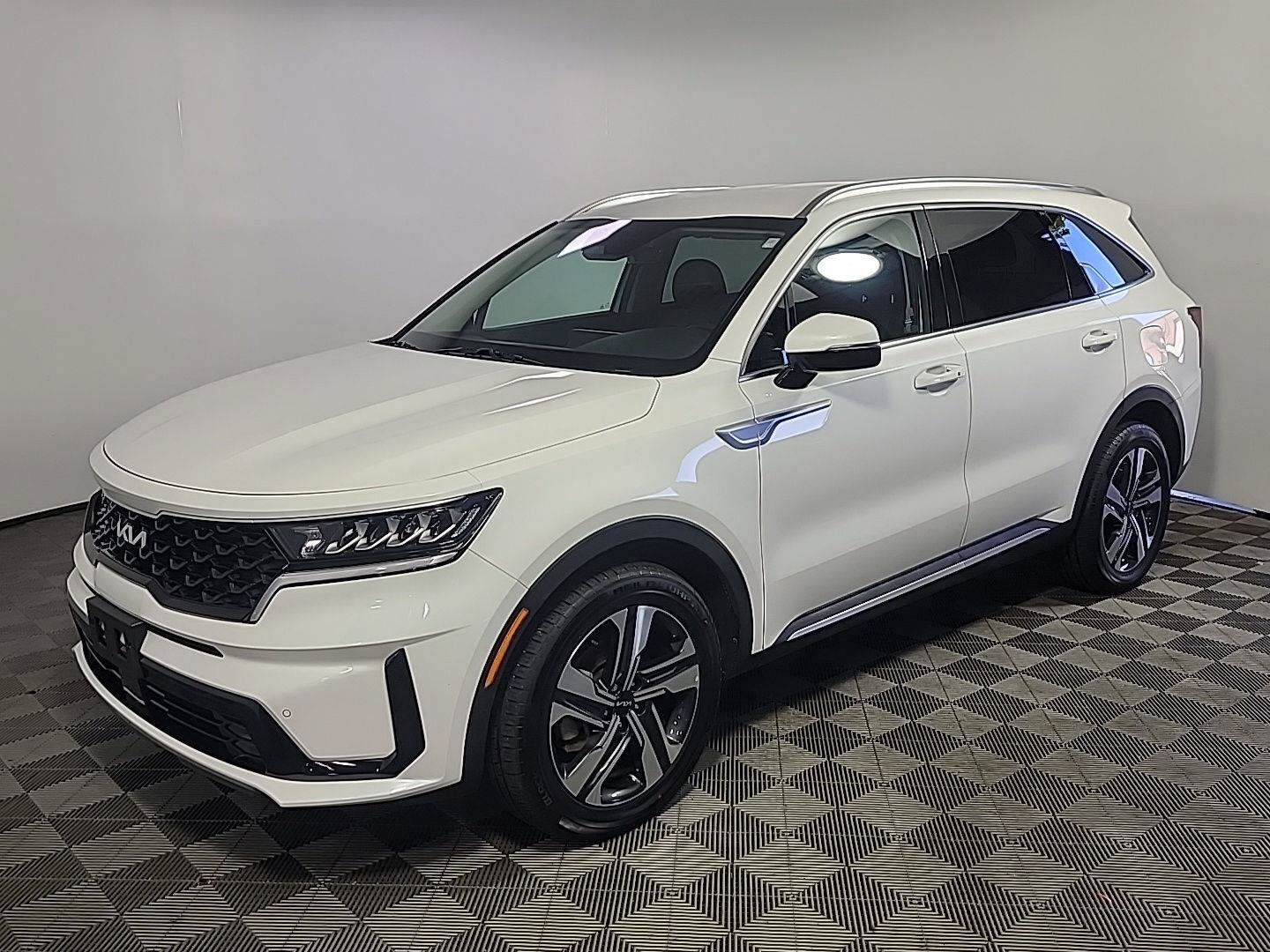 Used 2023 Kia Sorento EX AWD/4WD image 12
