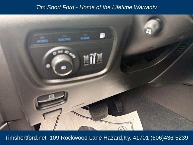 Used 2022 Jeep Grand Cherokee Limited 4xe w/ Luxury Tech Group II AWD/4WD image 31