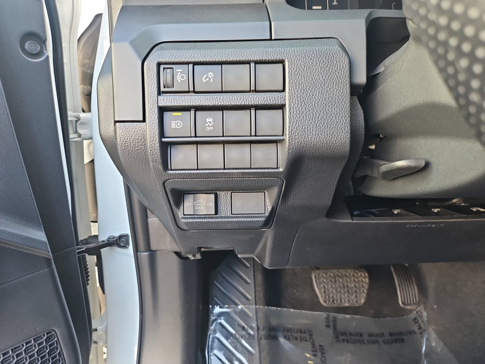 Used 2025 Toyota Tacoma SR w/ Towing Package RWD image 25