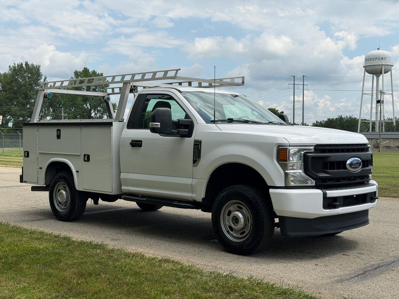 Used 2022 Ford F250 XL w/ Power Equipment Group AWD/4WD image 8