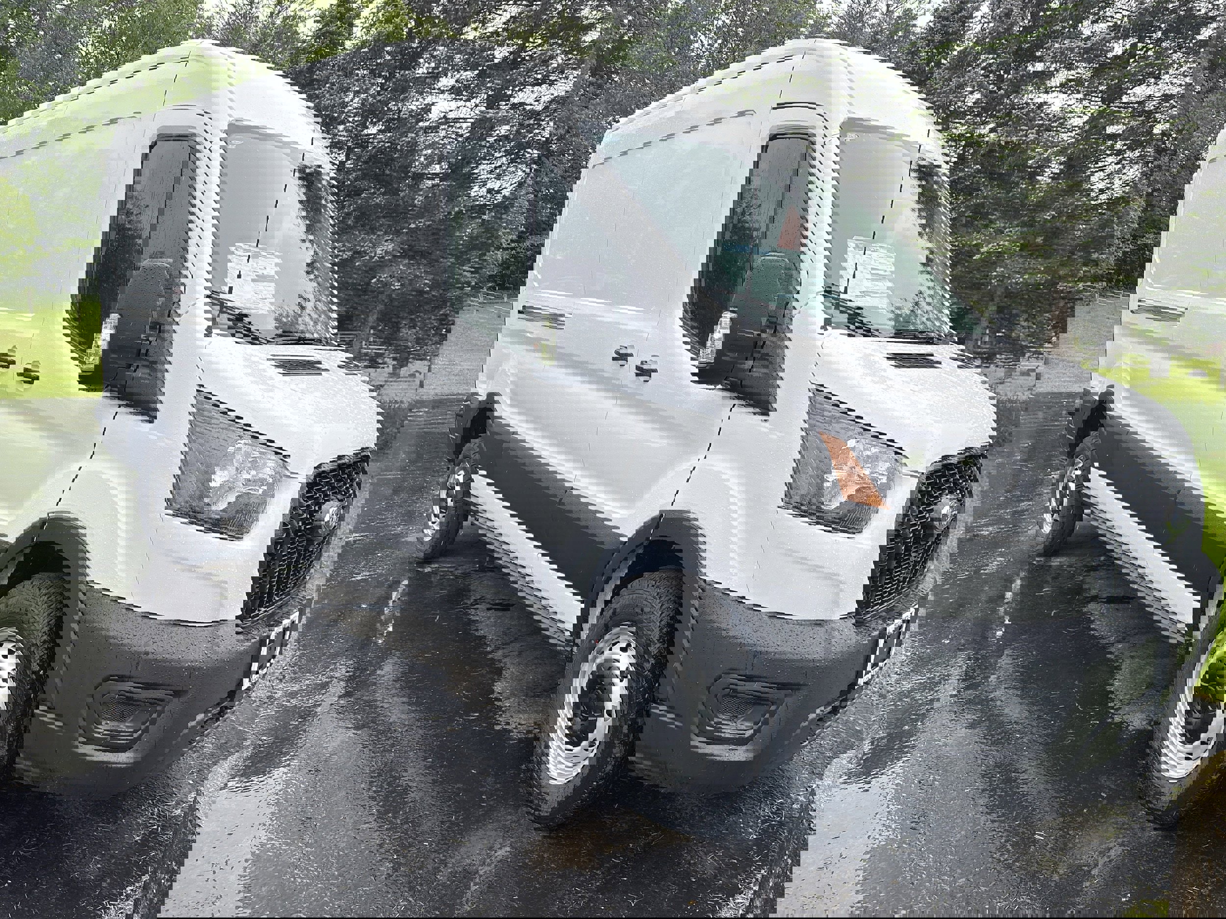New 2025 Ford Transit 250 148 Medium Roof w/ Load Area Protection Package image 1