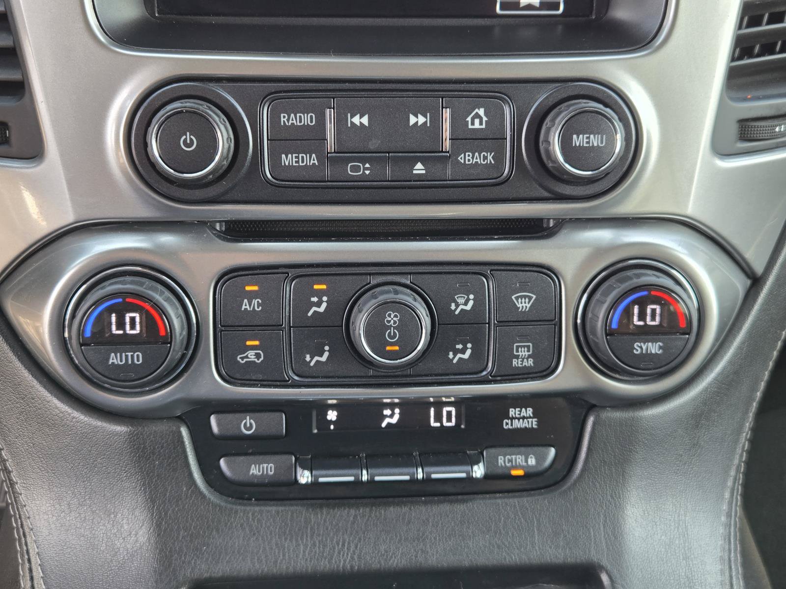 Used 2020 Chevrolet Tahoe LS w/ Enhanced Driver Alert Package RWD image 10