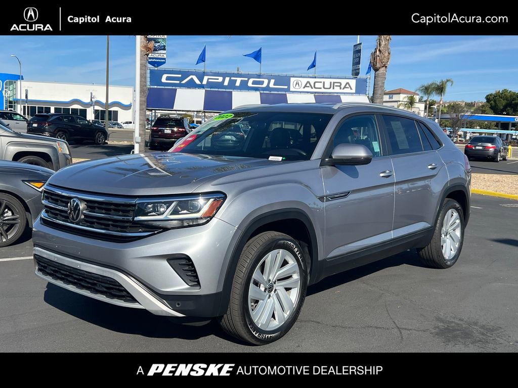 Used 2022 Volkswagen Atlas Cross Sport SE image 1