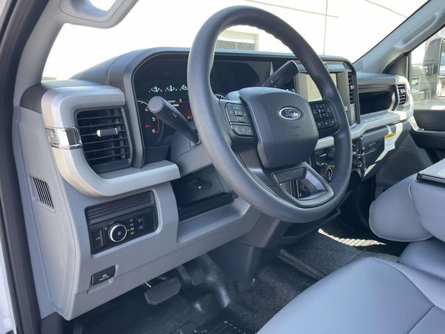 New 2026 Ford F350 XL w/ XL Chrome Package AWD/4WD image 15