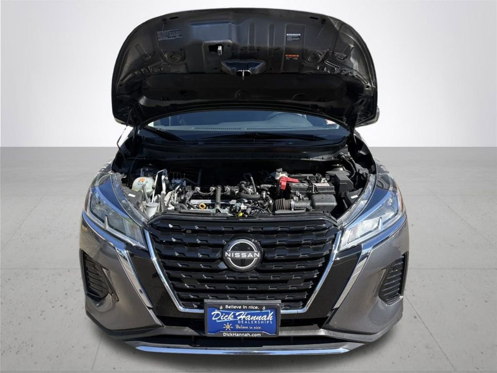 Certified 2024 Nissan Kicks SV image 5