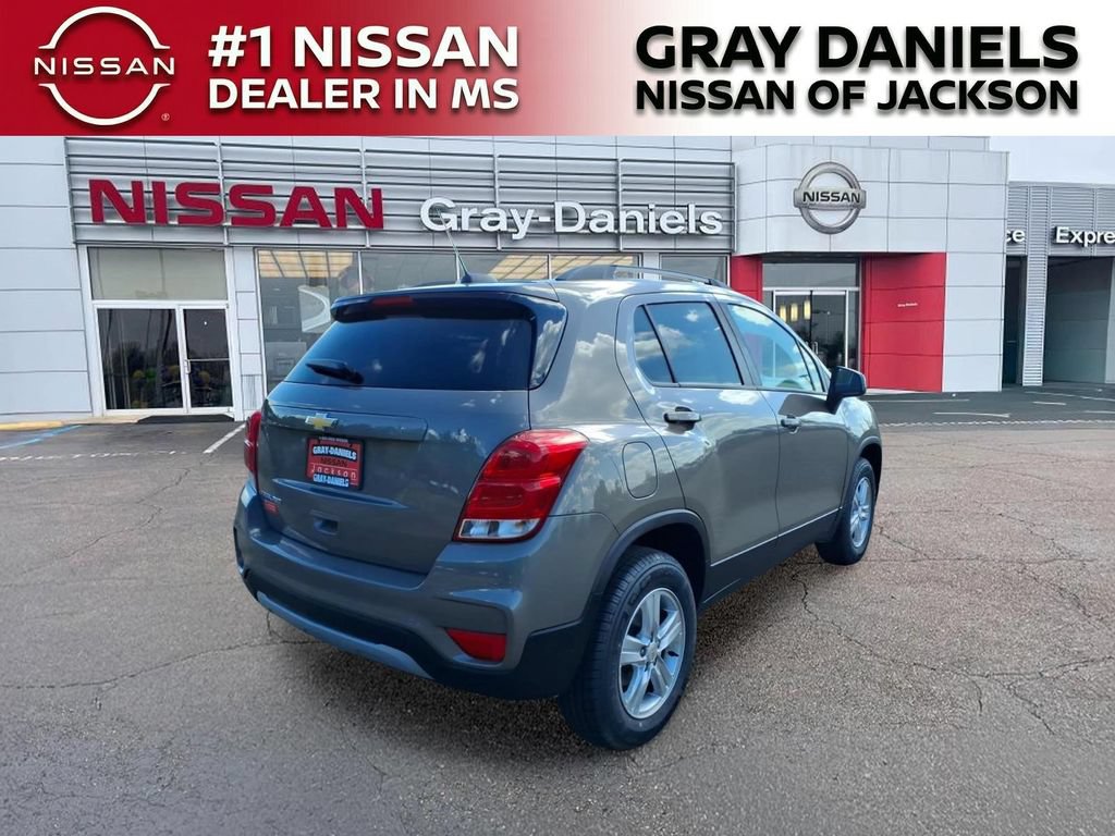 Used 2021 Chevrolet Trax LT AWD/4WD image 7
