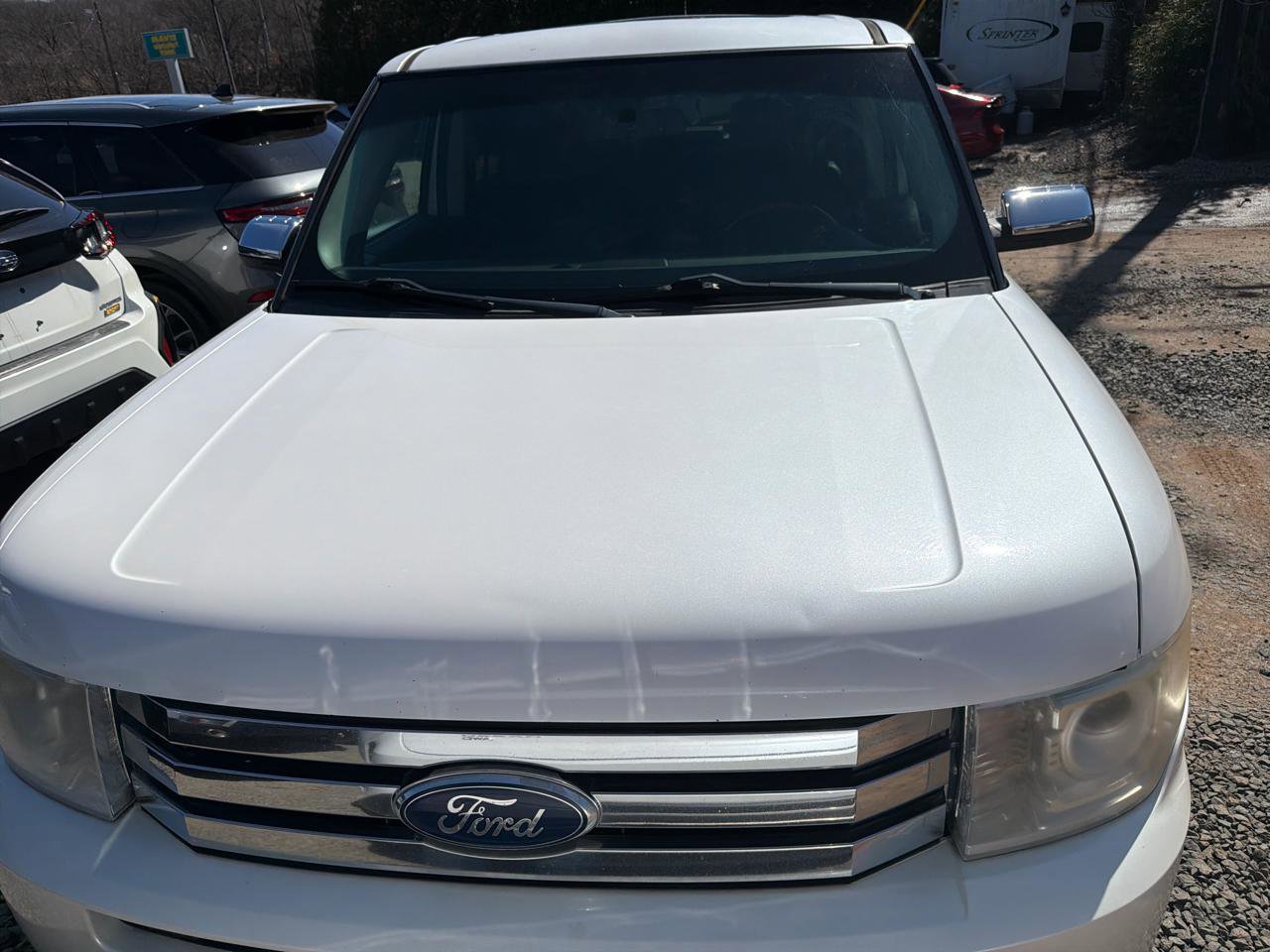 Used 2011 Ford Flex Limited w/ Rapid Spec Order Code image 2