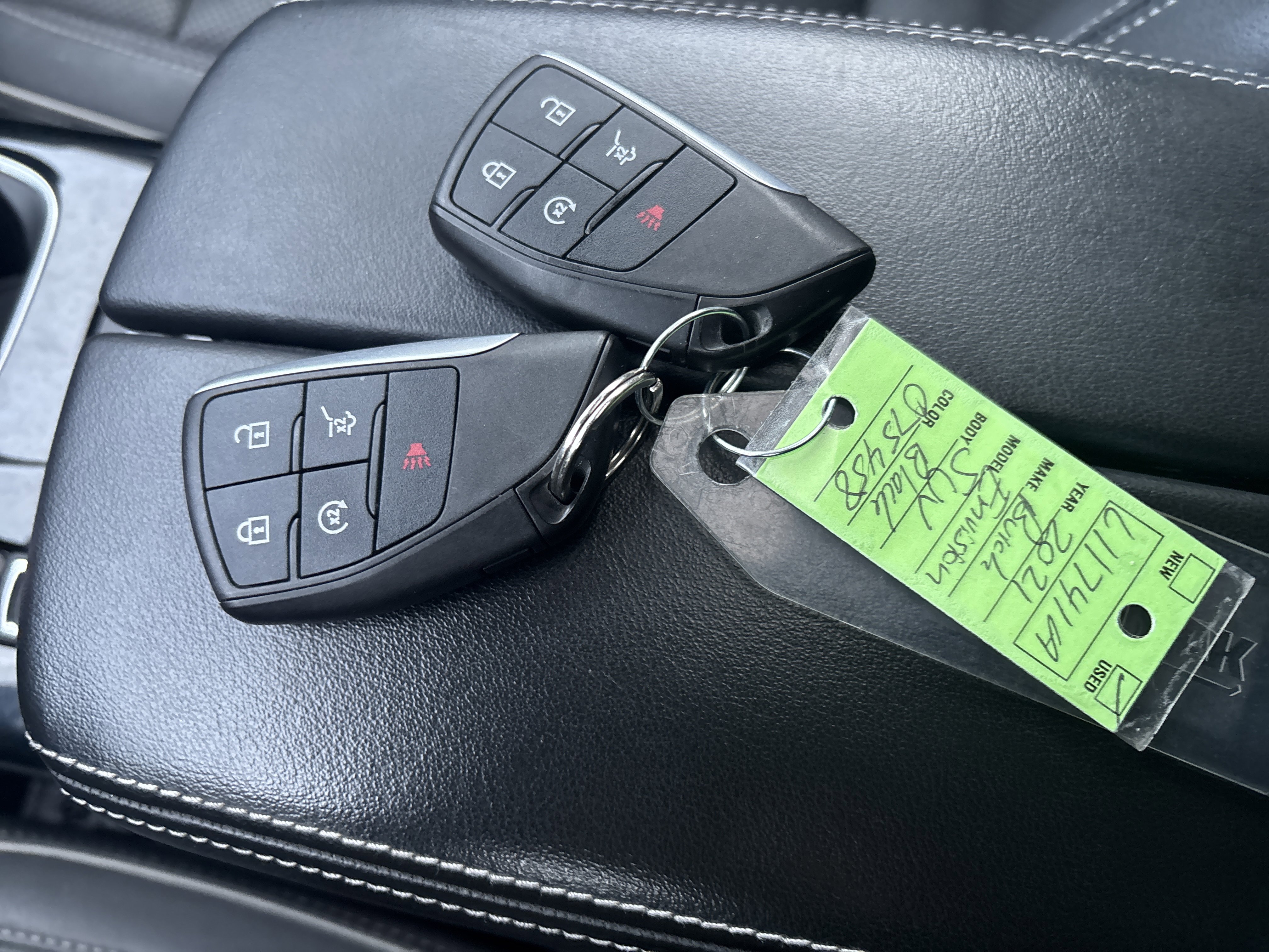 Used 2021 Buick Envision Essence w/ Sport Touring Package image 32