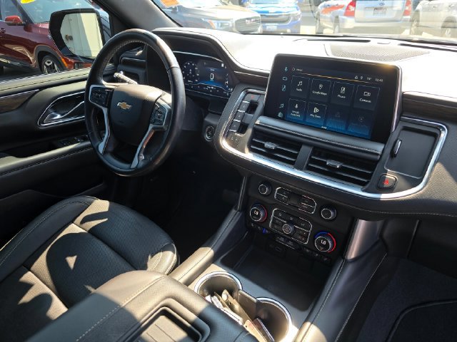 Used 2023 Chevrolet Tahoe Premier AWD/4WD image 15