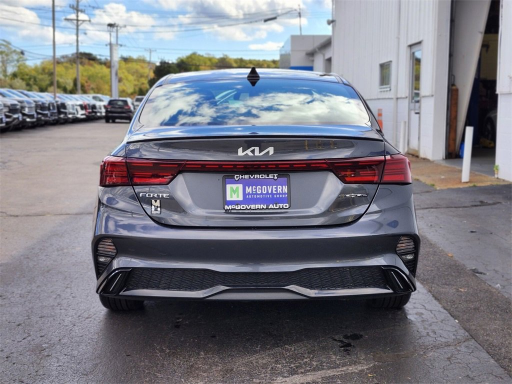 Used 2023 Kia Forte GT-Line w/ GT-Line Premium Package image 4
