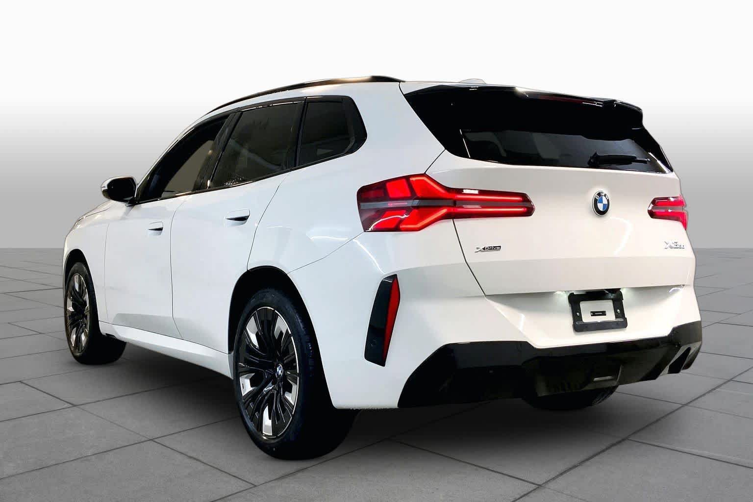 New 2026 BMW X3 xDrive30i w/ Premium Package AWD/4WD image 12