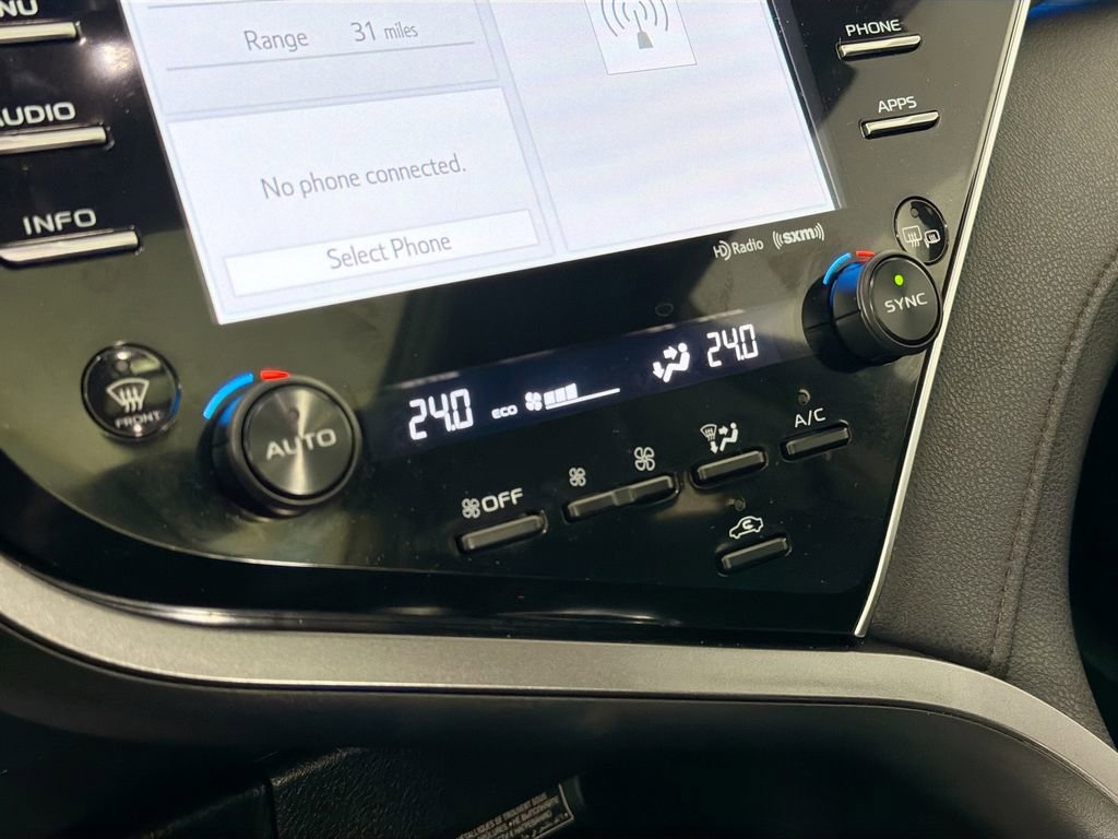 Used 2018 Toyota Camry L image 15