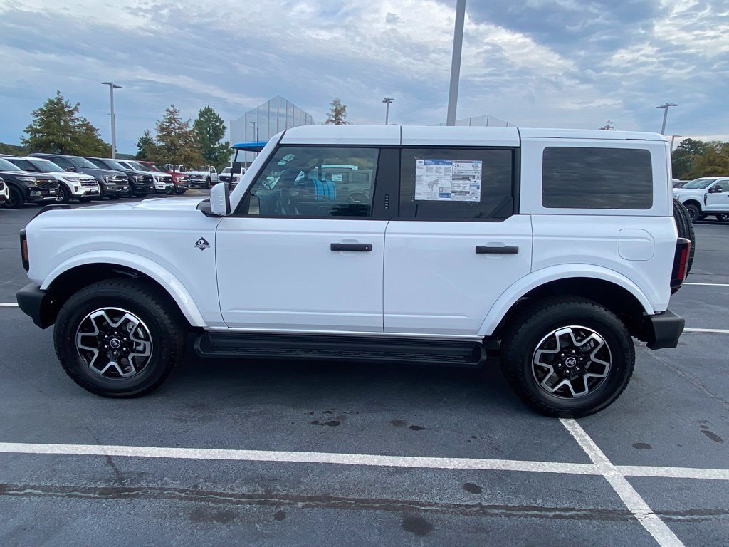 New 2026 Ford Bronco Outer Banks AWD/4WD image 4
