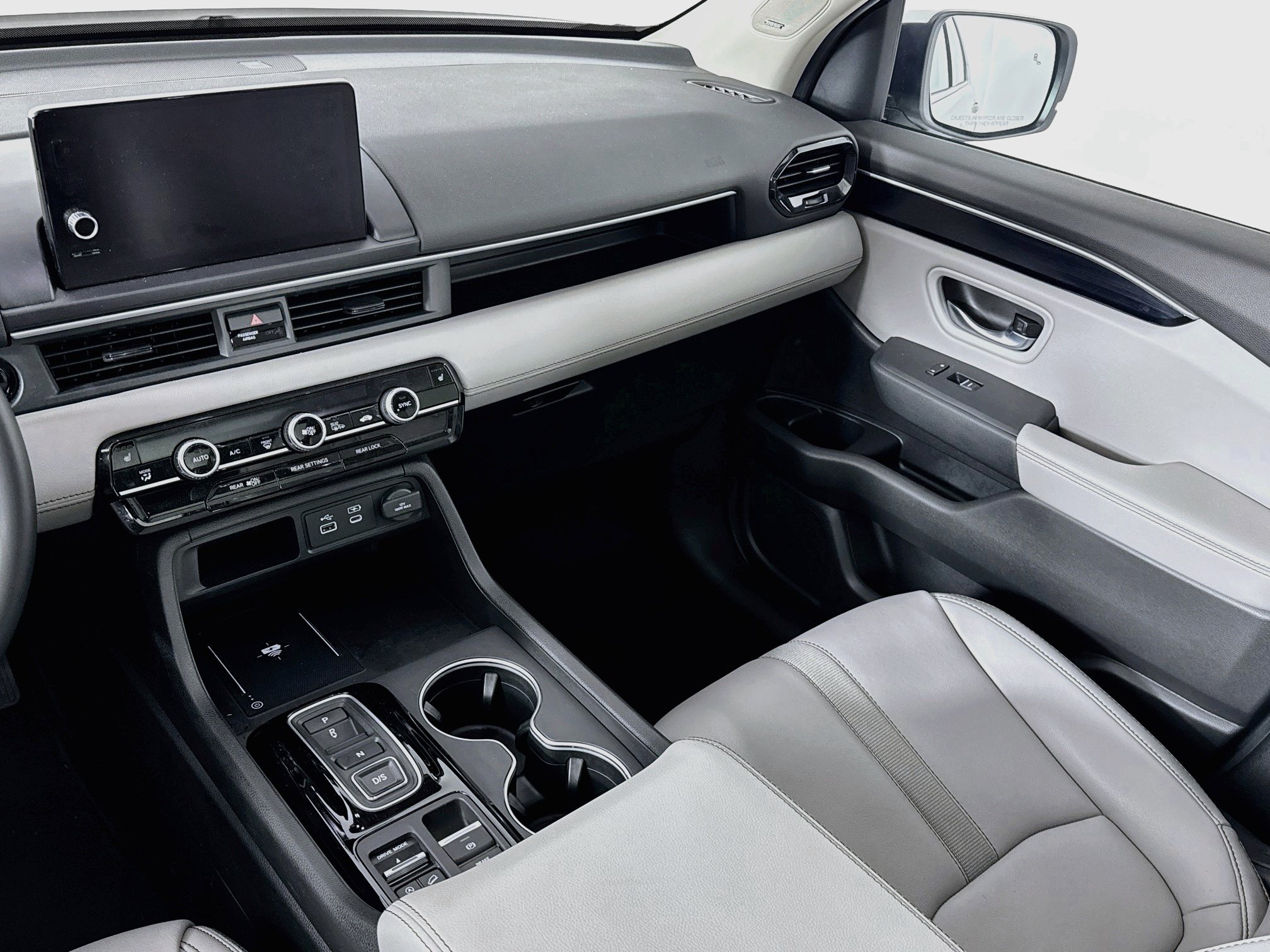 Certified 2024 Honda Pilot Touring image 25