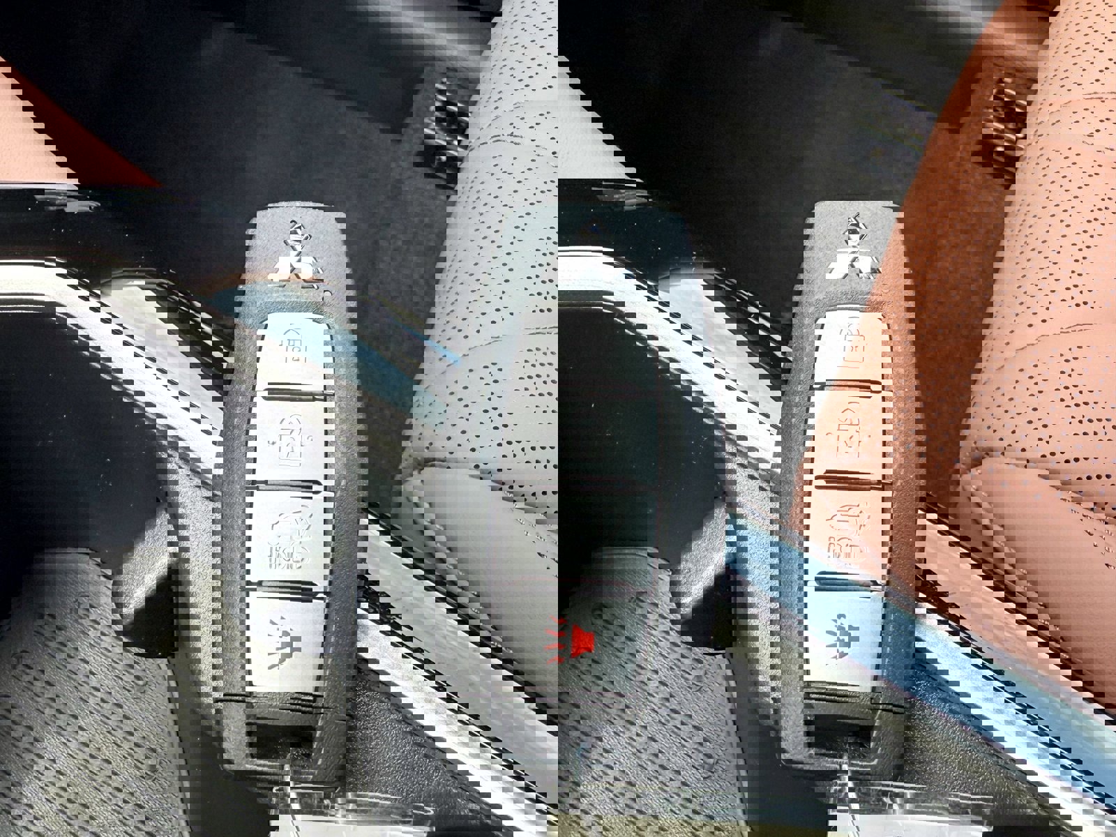 New 2025 Mitsubishi Outlander SEL image 45