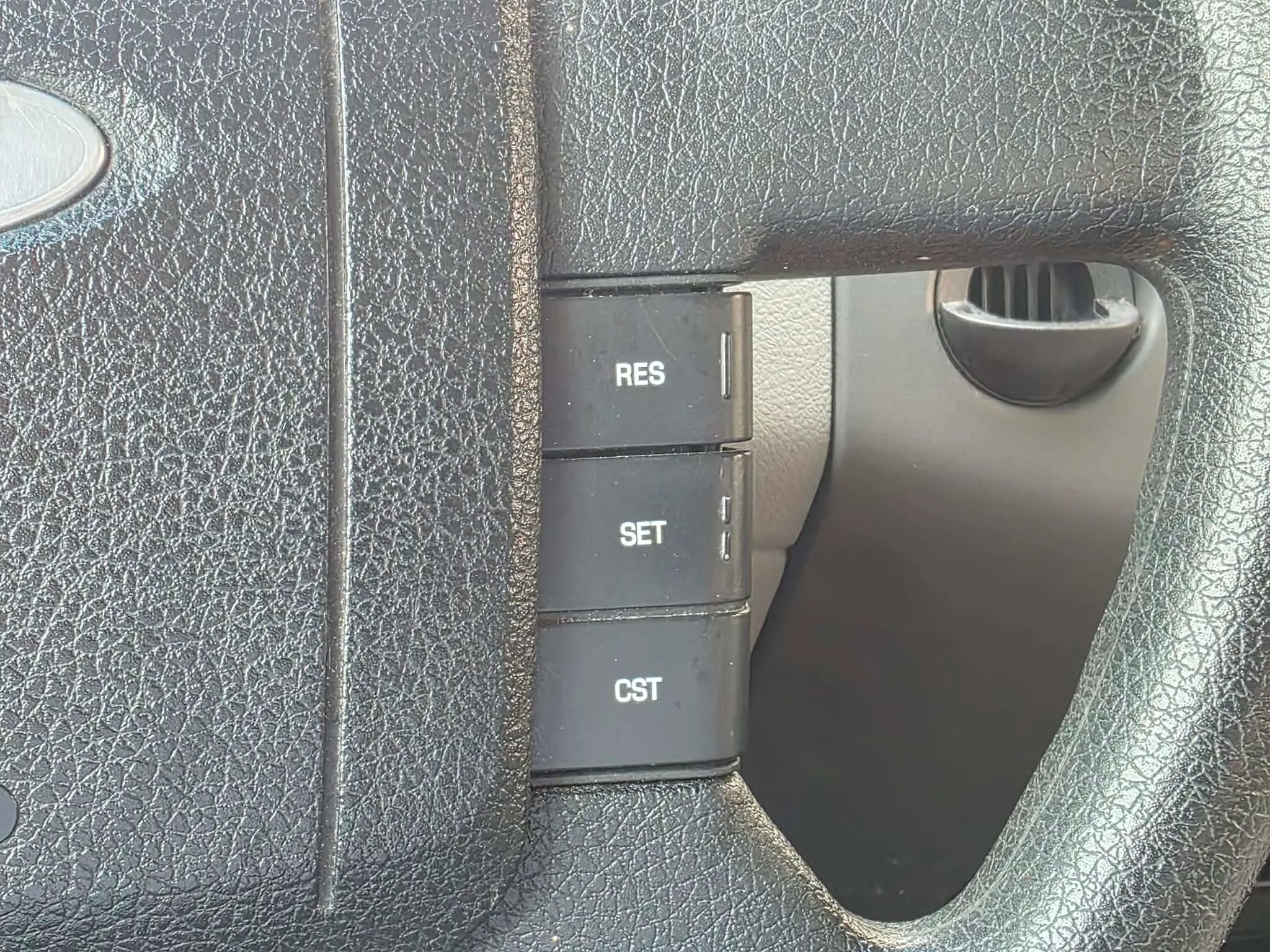 Used 2005 Ford F150 XLT image 14