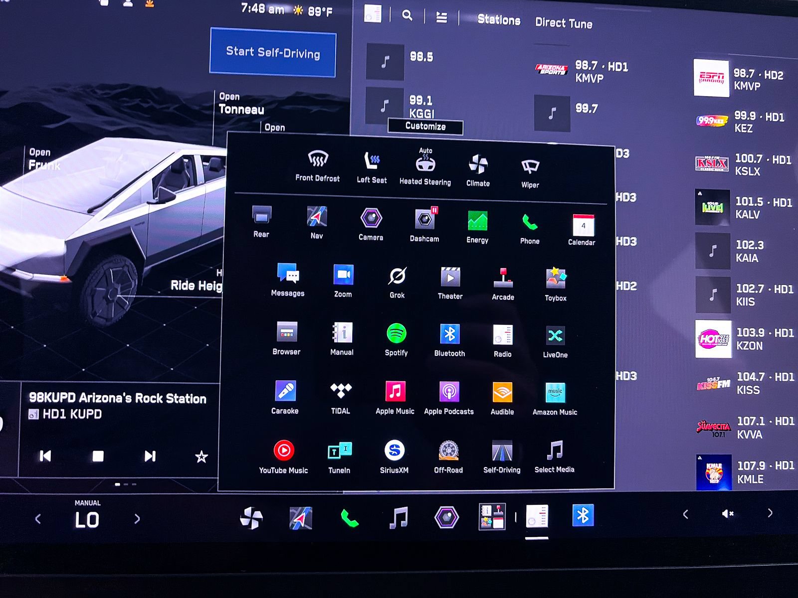 Used 2024 Tesla Cybertruck AWD Crew Cab image 25