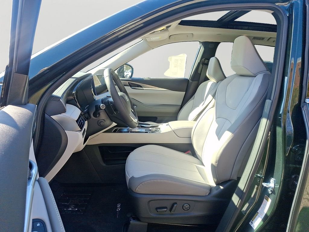 New 2026 INFINITI QX60 Luxe w/ Cargo Package image 7