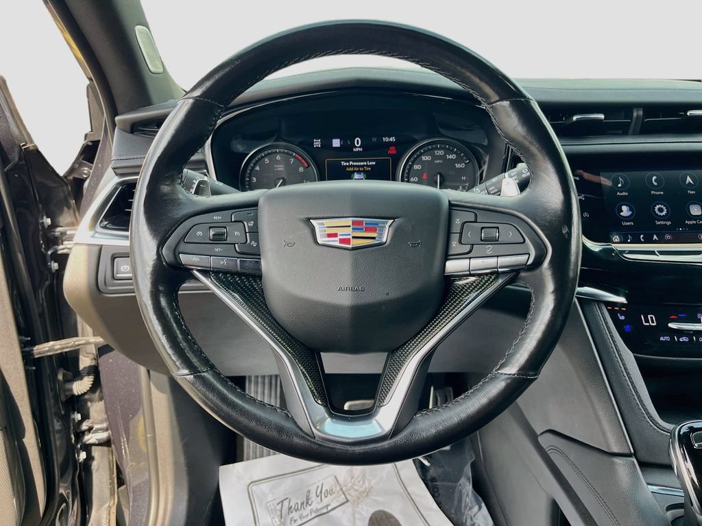 Used 2023 Cadillac XT6 Sport w/ Technology Package AWD/4WD image 11