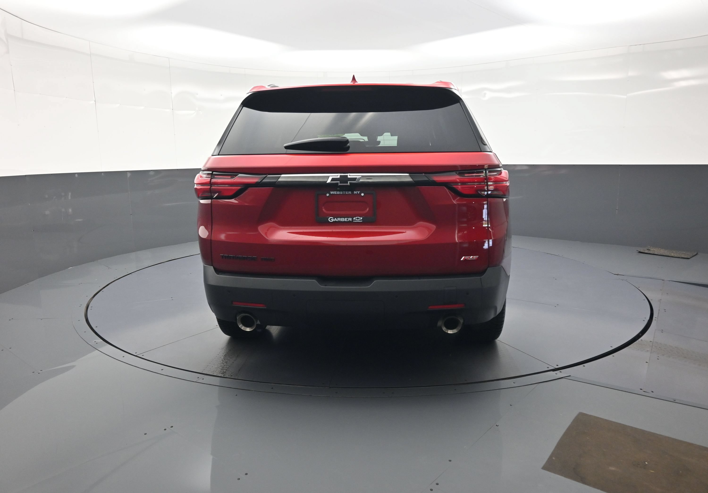 Used 2023 Chevrolet Traverse RS w/ LPO, Floor Liner Package AWD/4WD image 4
