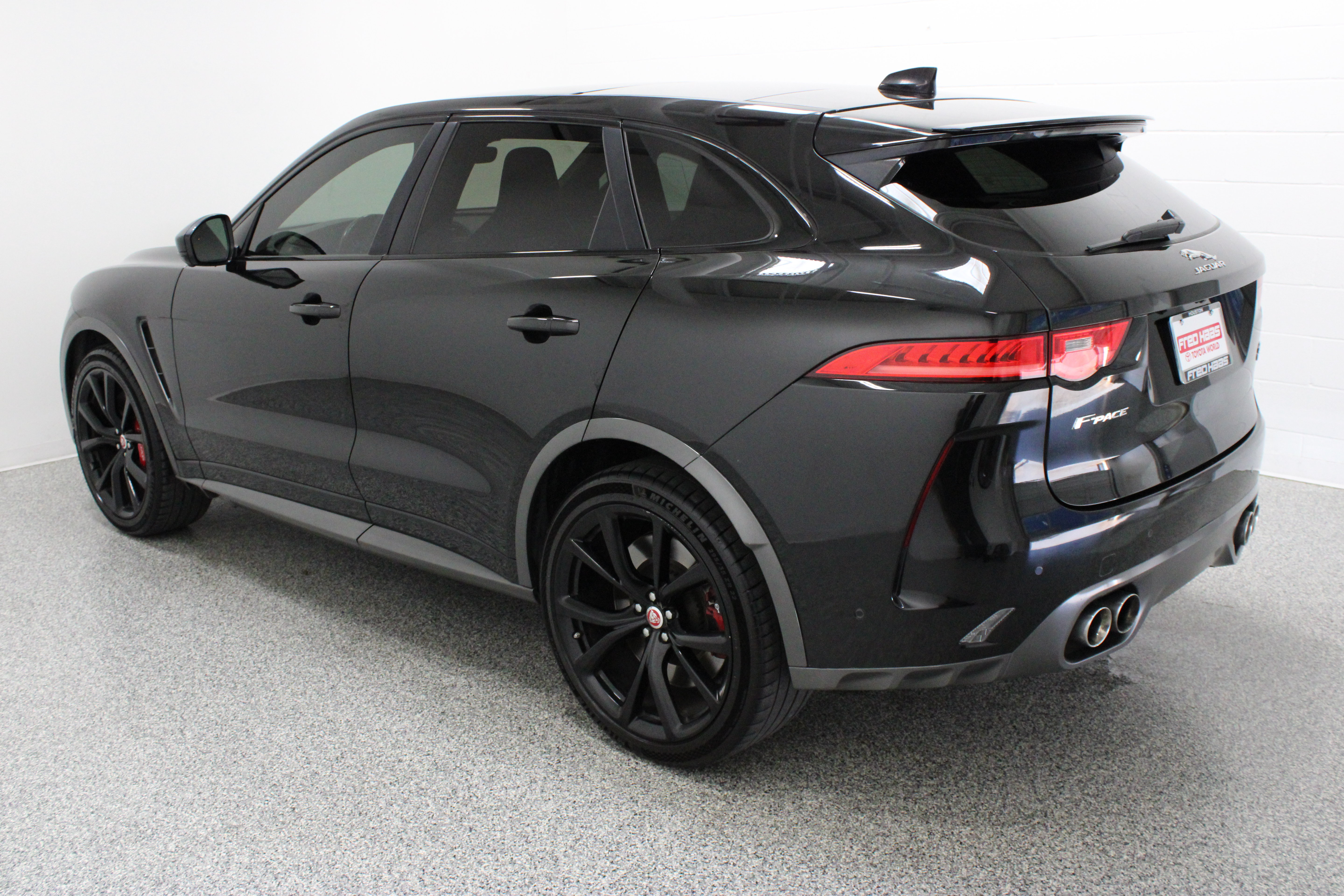 Used 2020 Jaguar F-PACE SVR AWD/4WD image 9