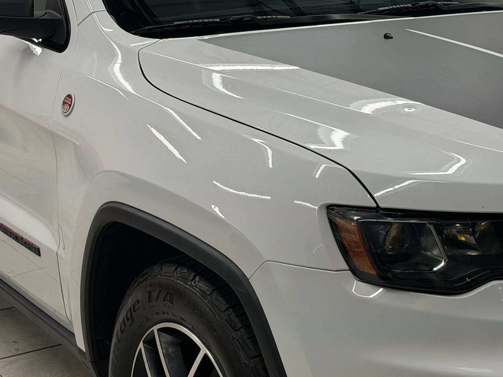 Used 2021 Jeep Grand Cherokee Trailhawk AWD/4WD image 6