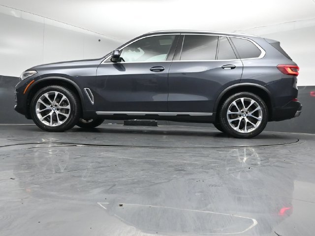 Used 2019 BMW X5 xDrive40i w/ Convenience Package AWD/4WD image 43