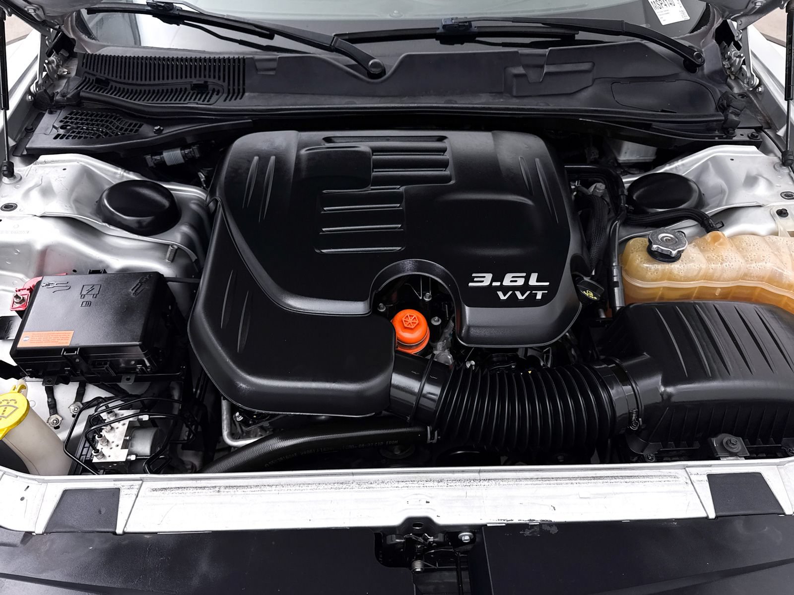 Used 2019 Dodge Challenger SXT RWD image 10