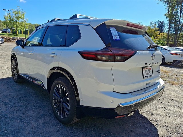 New 2026 Nissan Rogue Platinum image 3