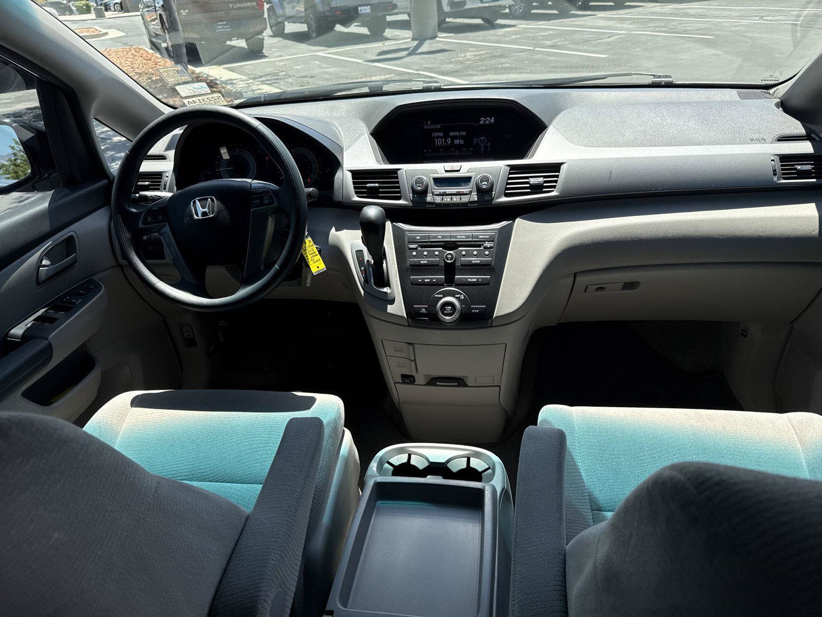Used 2012 Honda Odyssey EX image 27