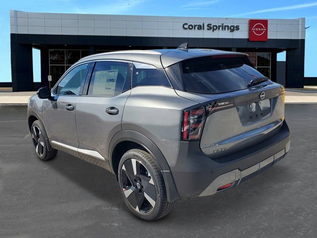 New 2026 Nissan Kicks SR FWD image 3