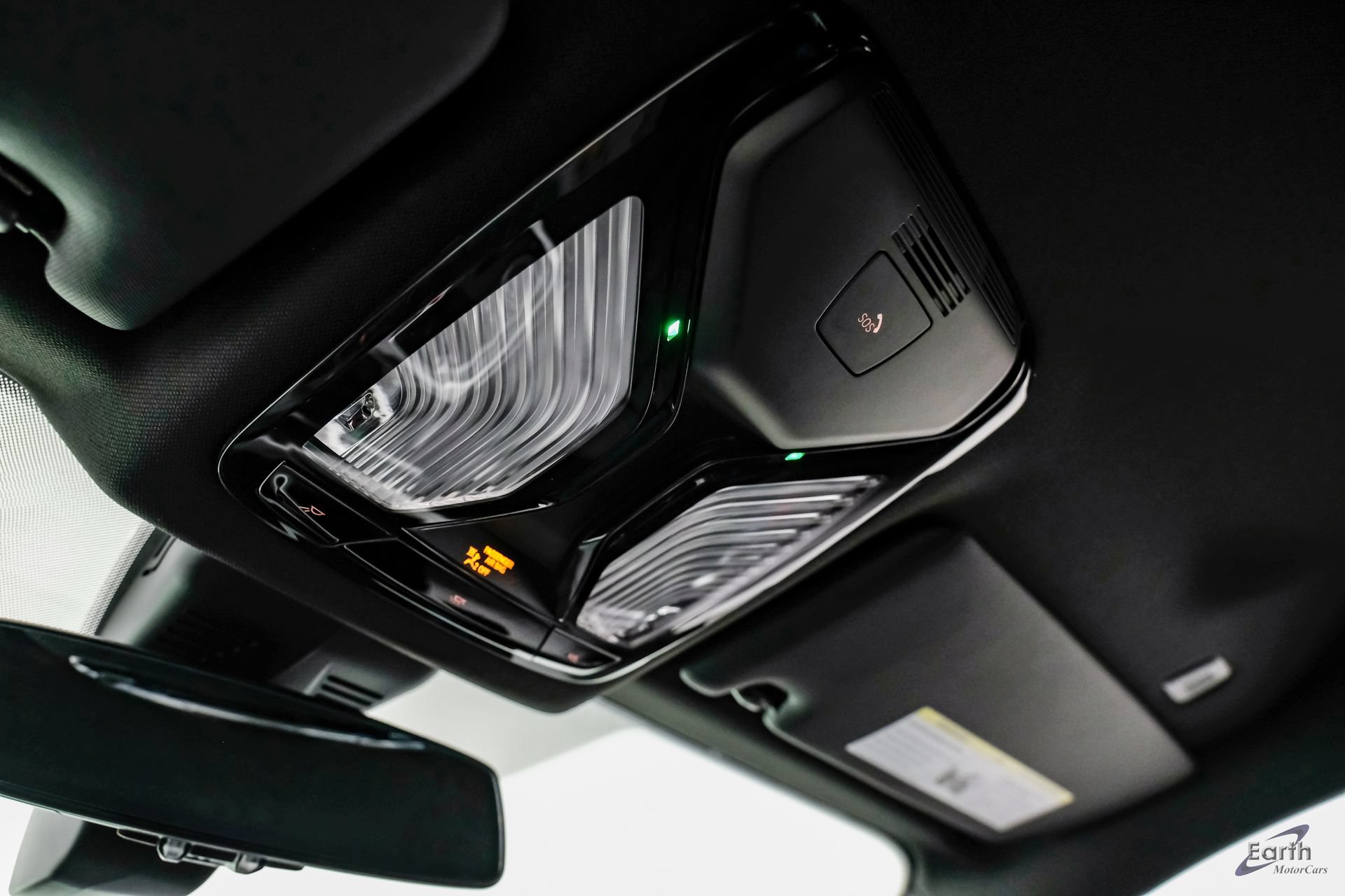 Used 2025 BMW M2 w/ Lighting Package RWD image 39