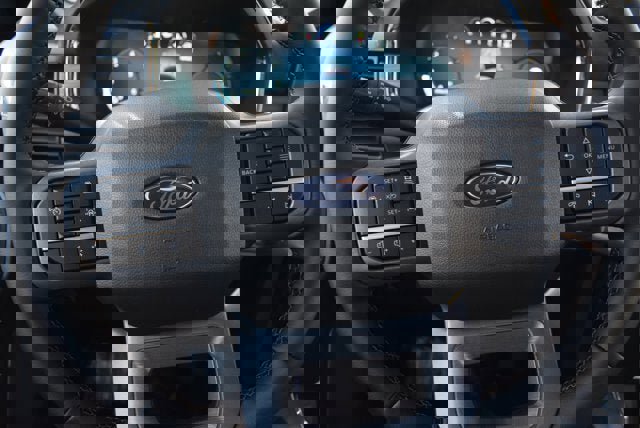 New 2025 Ford F150 Lariat w/ Equipment Group 501A Mid image 8