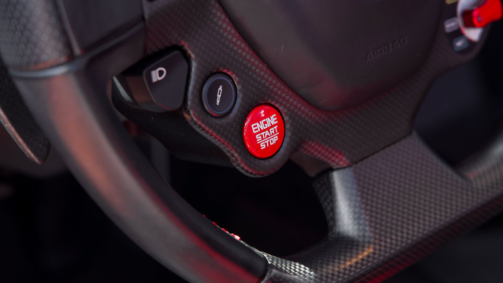 Certified 2020 Ferrari 488 Pista Spider RWD image 21