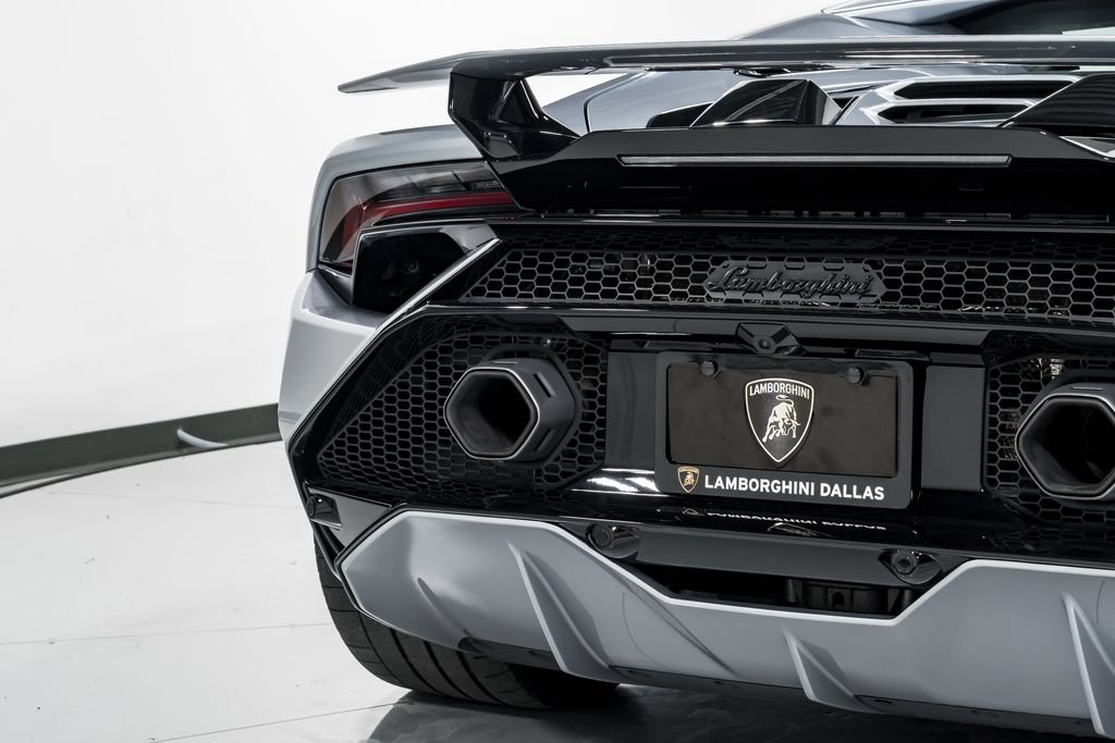 Used 2023 Lamborghini Huracan Tecnica RWD image 50