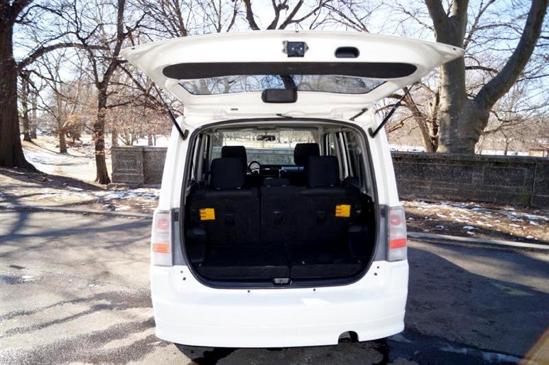 Used 2006 Scion xB image 29