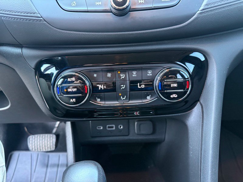 Used 2023 Buick Encore GX Select w/ Sport Touring Package AWD/4WD image 10