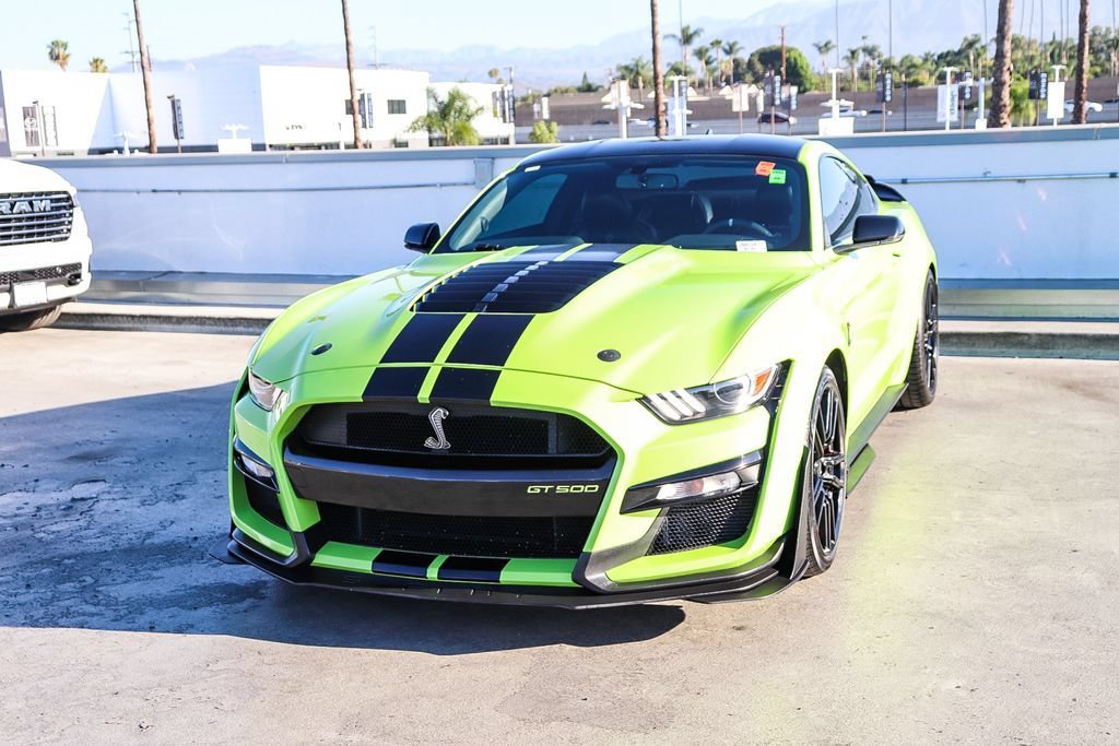 Used 2020 Ford Mustang Shelby GT500 w/ Technology Package RWD image 4