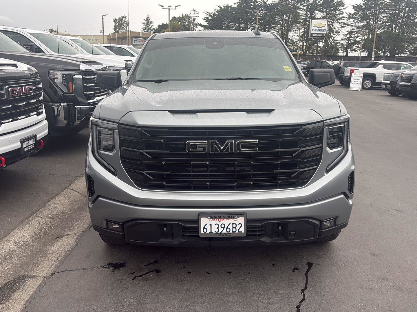 Used 2024 GMC Sierra 1500 Elevation w/ LPO, Elevation Black Package AWD/4WD image 7