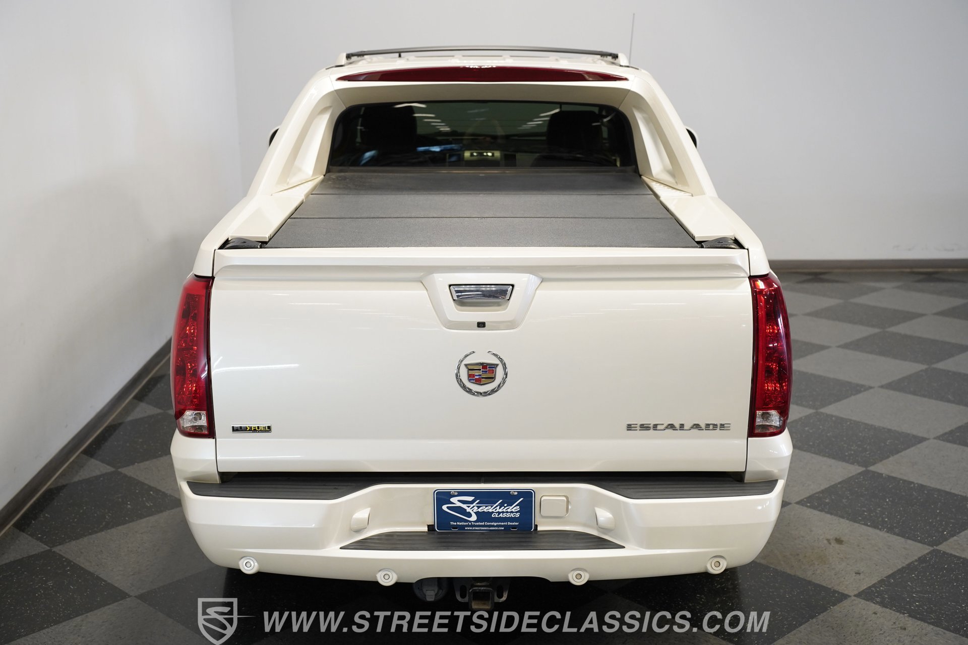 Used 2009 Cadillac Escalade EXT image 28