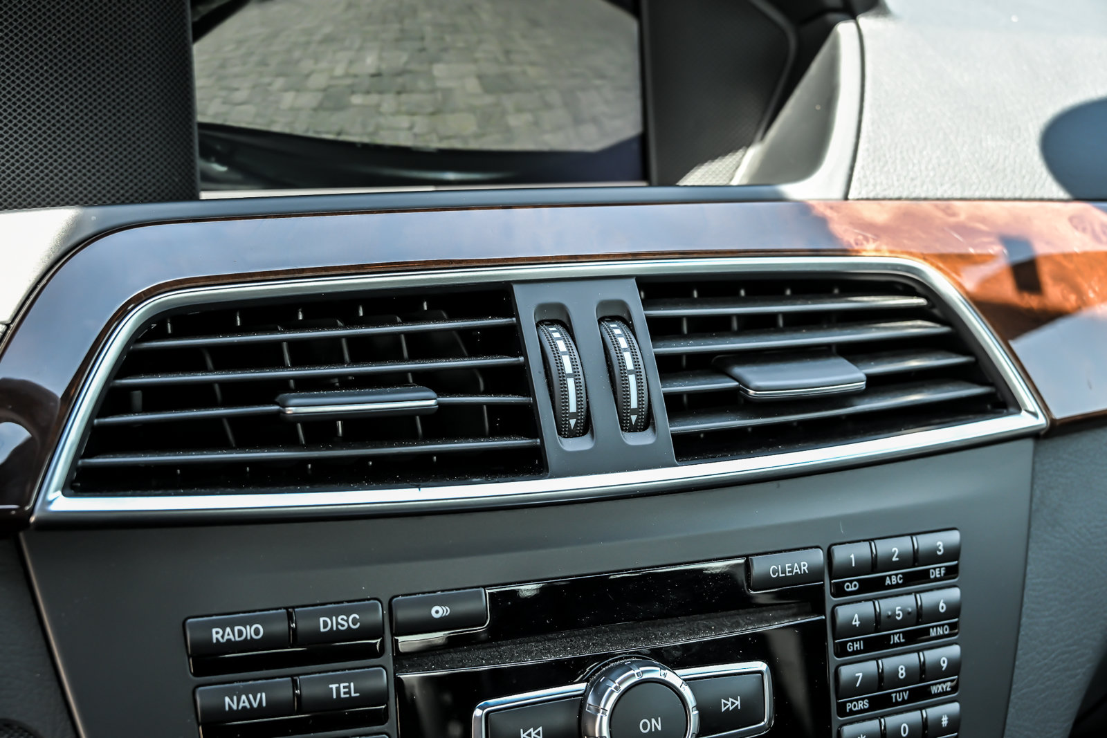 Used 2013 Mercedes-Benz C 300 4MATIC Sedan image 32